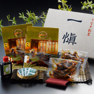 うなぎ割烹「一愼」うな丼の具セット きざみ鰻と肝煮